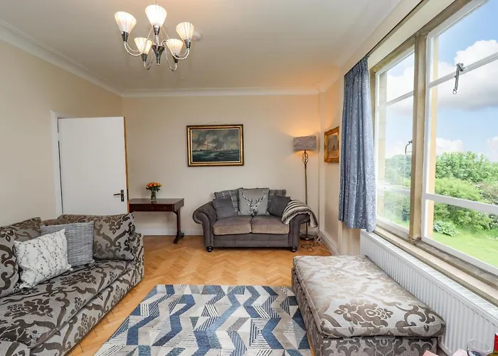 Aislaby Hall * Whitby