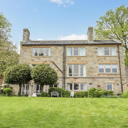 Aislaby Hall * Whitby